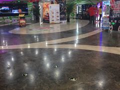 -天幕新彩云国际影城(激光巨幕店)