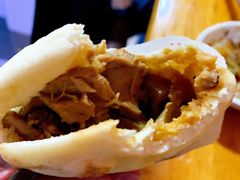 锅盔夹卤肉外-洞子口张老二凉粉(文殊院店)
