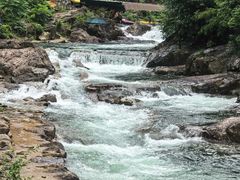 -安吉龙王山峡谷漂流