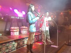 -喜鹊音乐酒馆(西街店)