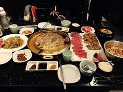 -猪啊牛呀羊啊铜盘烤肉(正大广场店)