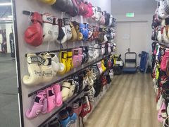 -FIGHTMAN格斗俱乐部(长宁临空店)