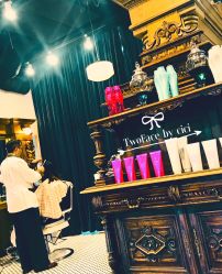 -TWOFACE 双面理发馆