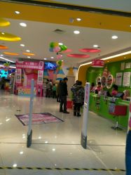 -孩子王(铁西万达店)