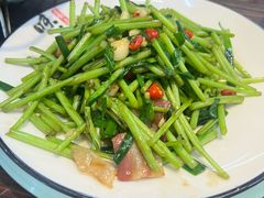 -民间瓦缸煨汤館(嵩山路店)
