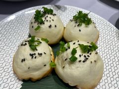 精肉生煎馒头-屋里厢上海菜馆