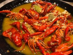 -沪小胖小龙虾(淮海中路旗舰店)