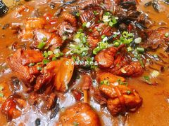 小鸡炖蘑菇-李氏八大件老菜馆(万宝街店)