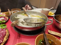 -潮汕·草根牛肉档(上海荟聚城市集市店)