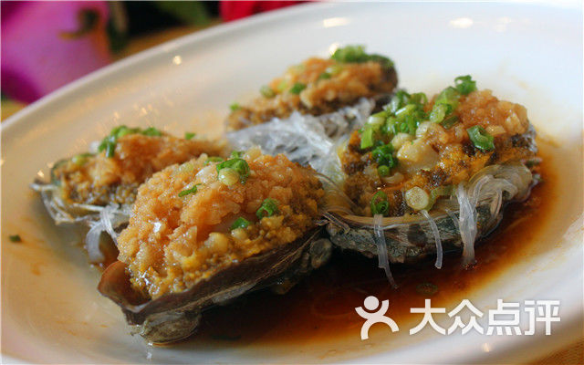 蒜蓉银丝蒸鲍鱼