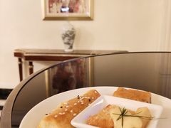 -LONG BAR 廊吧(外滩华尔道夫酒店)