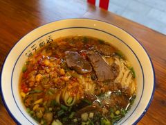 -矮子粉店1985·长沙米粉(湘春路店)