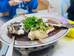 -明记烧鱼美味店
