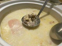 -煲大王猪肚鸡·椰子鸡火锅(红谷滩万达店)