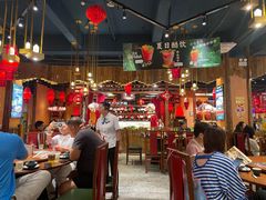 -老滇山寨•云南特色菜•地方菜•民族风情歌舞表演(金碧店)