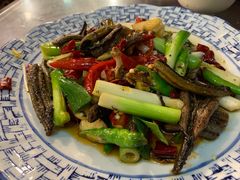 爆炒土鳝鱼-百年粉蒸牛肉