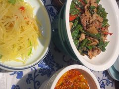 -川流不息·地道川菜·小龙虾(新松江路店)