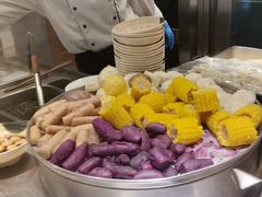 -筠咖啡西餐厅(上海国展宝龙丽筠酒店)