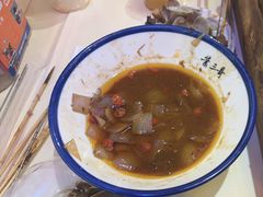 -霄汉牛三鲜湖北砂锅菜(万松园2店)