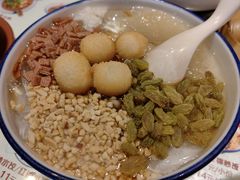 -点兵点将·四川传统小吃集(勐海路店)