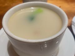 -渝半城经典川粤菜(重庆天地店)