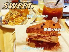-C.Y Cafe