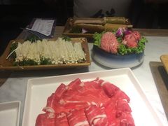 -尚尚仙·酸汤猪手·猪肚鸡火锅(华联万柳购物中心店)