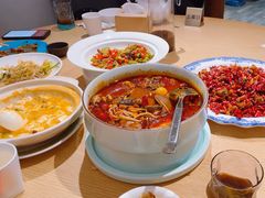-渝信川菜 · 川味家常菜(财富购物中心店)