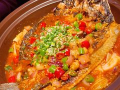 -鸣记脆皮烤鱼·海鲜烤鱼(三八广场店)