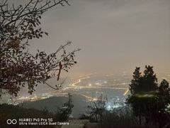 -鬼笑石后山停车场