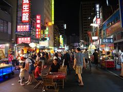 -六合夜市