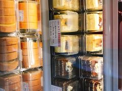 -红宝石·鲜奶小方·海派西点房(丰庄店)