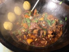 -鱼窝棚柴火铁锅炖(富山屯店)