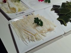 -思阁炭香火锅(学伟鑫城总店)
