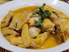 -东豪园林海鲜酒家(南港路辅路店)