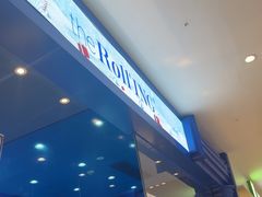 -URBAN REVIVO(七宝领展广场店)