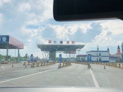-霍尔果斯国门景区