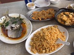 -红月湾海鲜饭店•沙滩海景(双月湾店)
