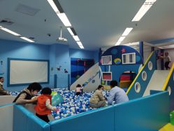 -孩子王童乐园(西安盛龙店)