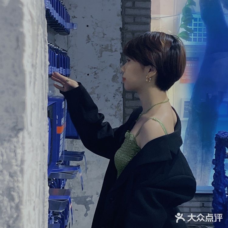 广州探店|体育西超“蓝”系咖啡店,怎么拍都好看