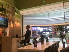 -越弥越南传统美食馆