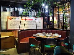 -刘少华贵州小黄牛·鲜牛肉火锅(总店)