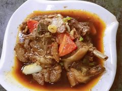 -何猫特色黄焖羊肉