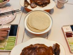 -阿瓦山寨·湘菜现炒·剁椒鱼头王(咸阳总店)