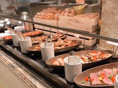 -咖啡苑自助餐厅·中国大饭店