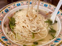 -金杨拉面王小吃面馆·牛三宝面·红烧牛肉粉