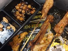 -何师烧烤·香辣蟹·川菜·30年老品牌(太古里旗舰店)