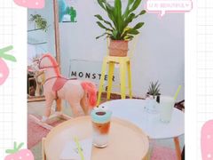 -怪兽咖啡 Monster Cafe