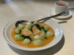 龙虾汤竹荪浸时蔬-皇朝会.经典传统粤菜(外滩店)