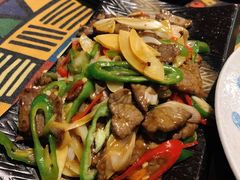 酸木瓜炒牛肉-紫滇源云南生态菜(丹凤街店)